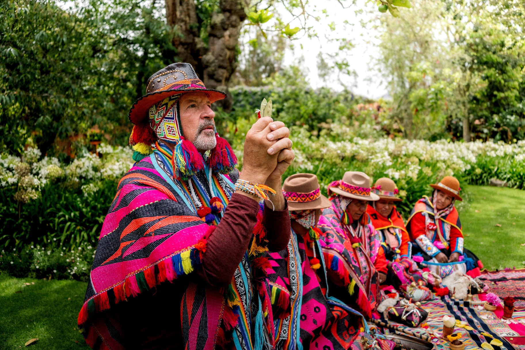 John Whitehorse in ceremony with a Q'ero elder in Peru